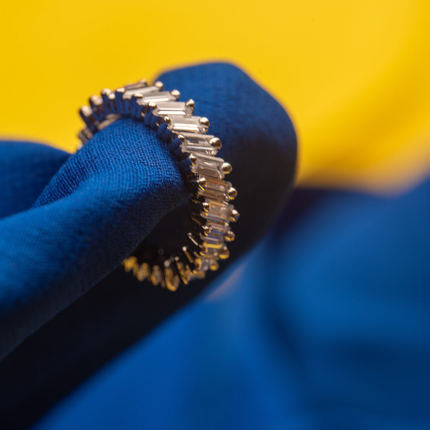 Baguetta charm ring