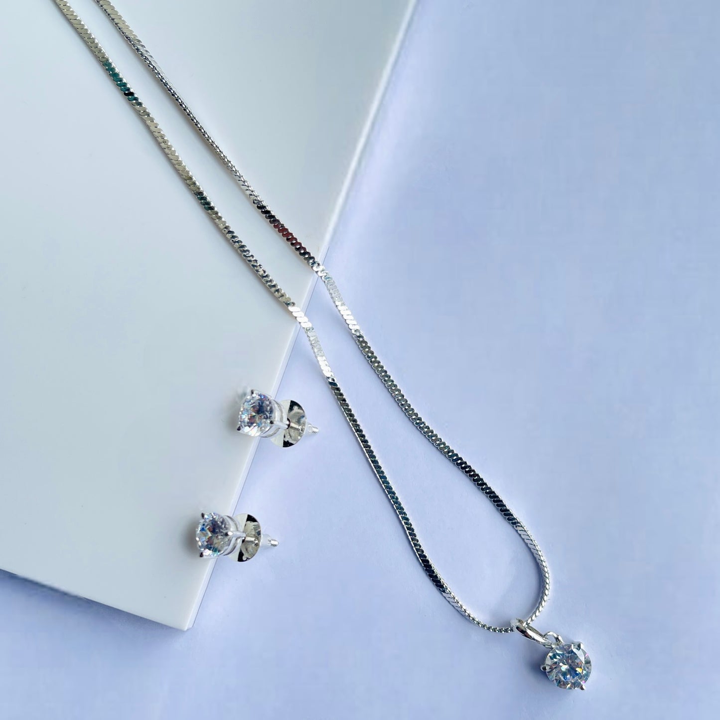 Solitaire charm pendant set