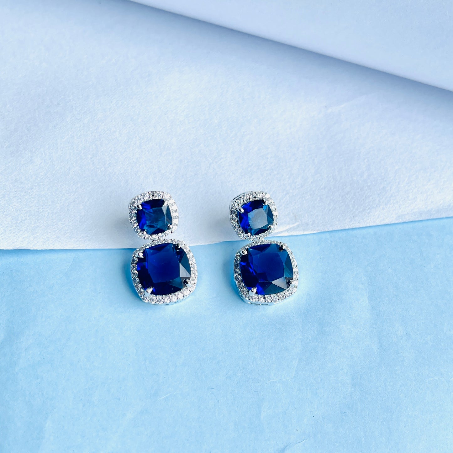 Kushion charm earring