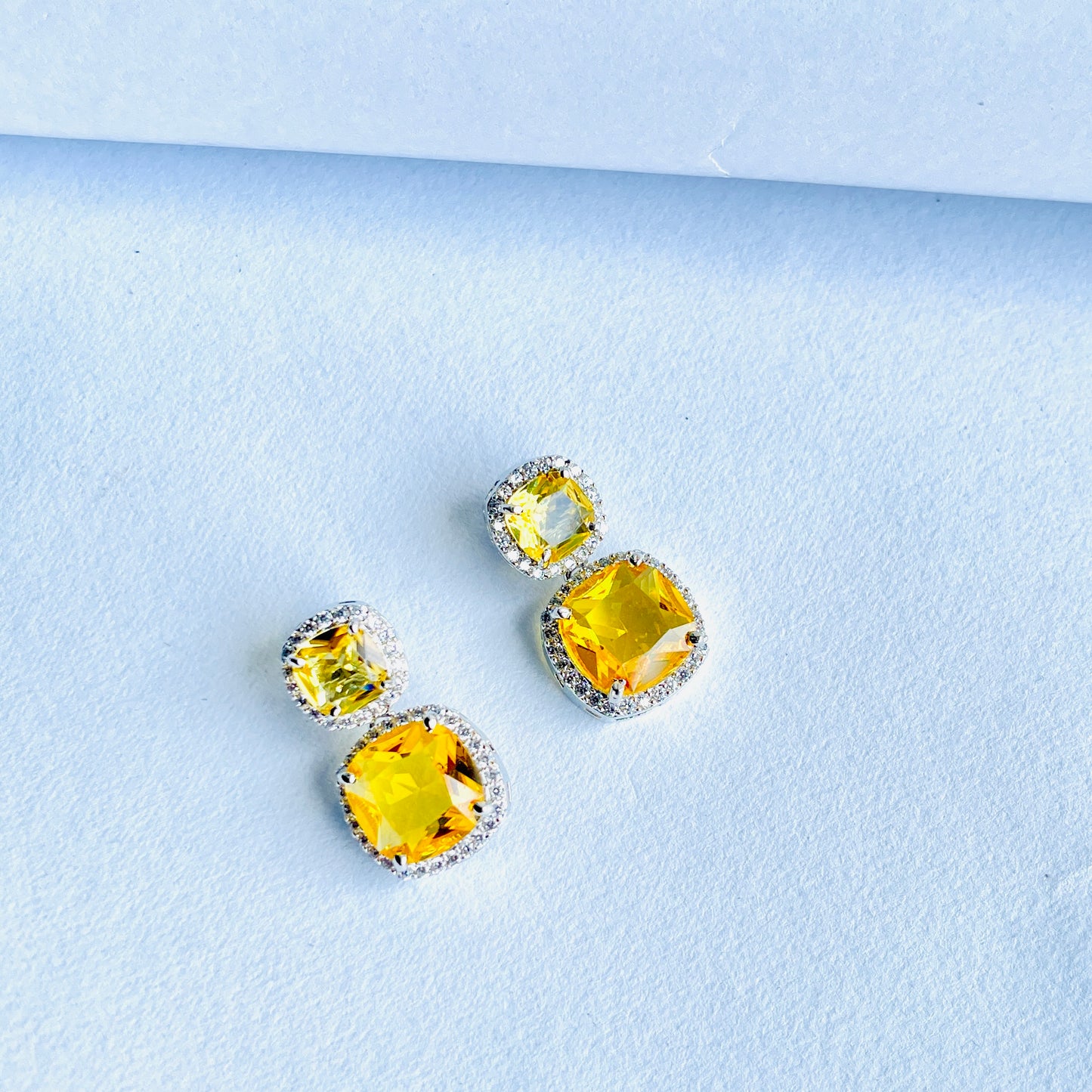 Kushion charm earring
