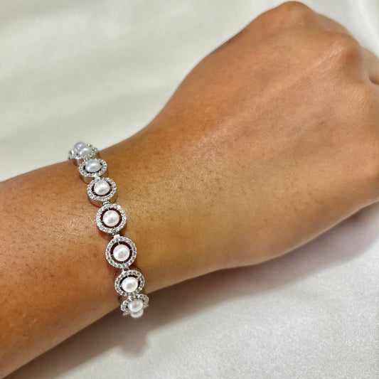 Pearl glaze tennis bracelet
