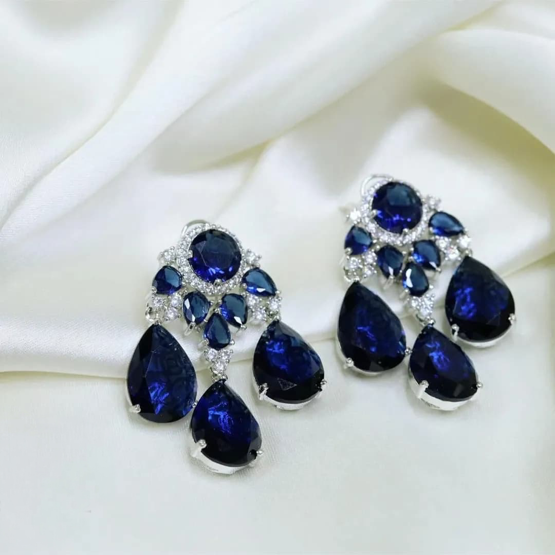 Heritage cocktail Earring