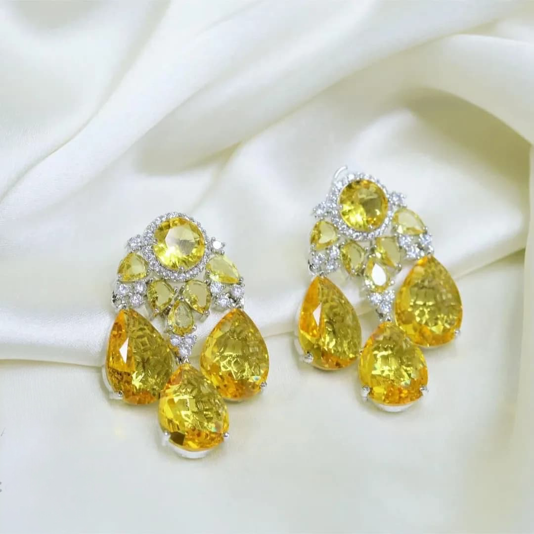 Heritage cocktail Earring