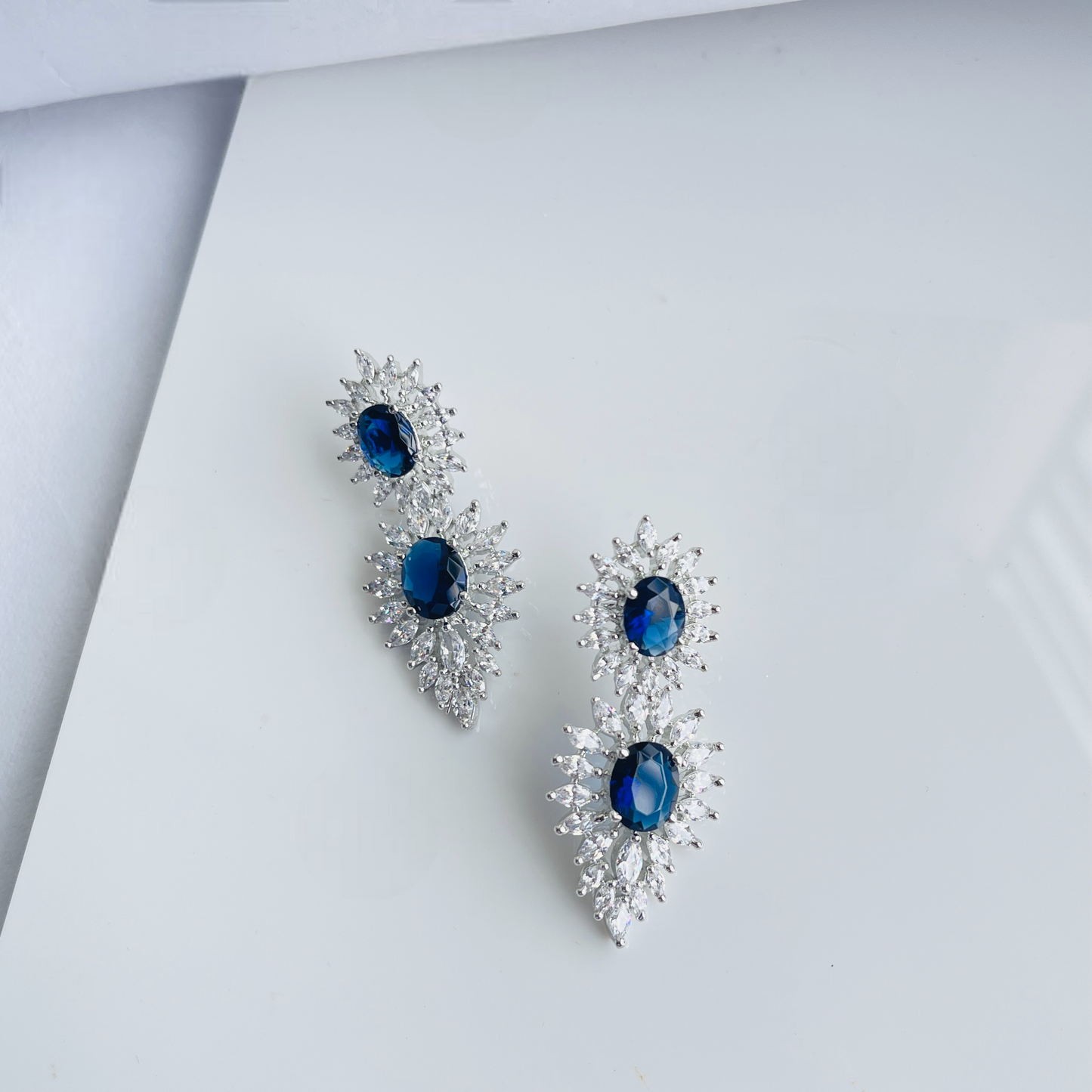 Marquilo drop earring