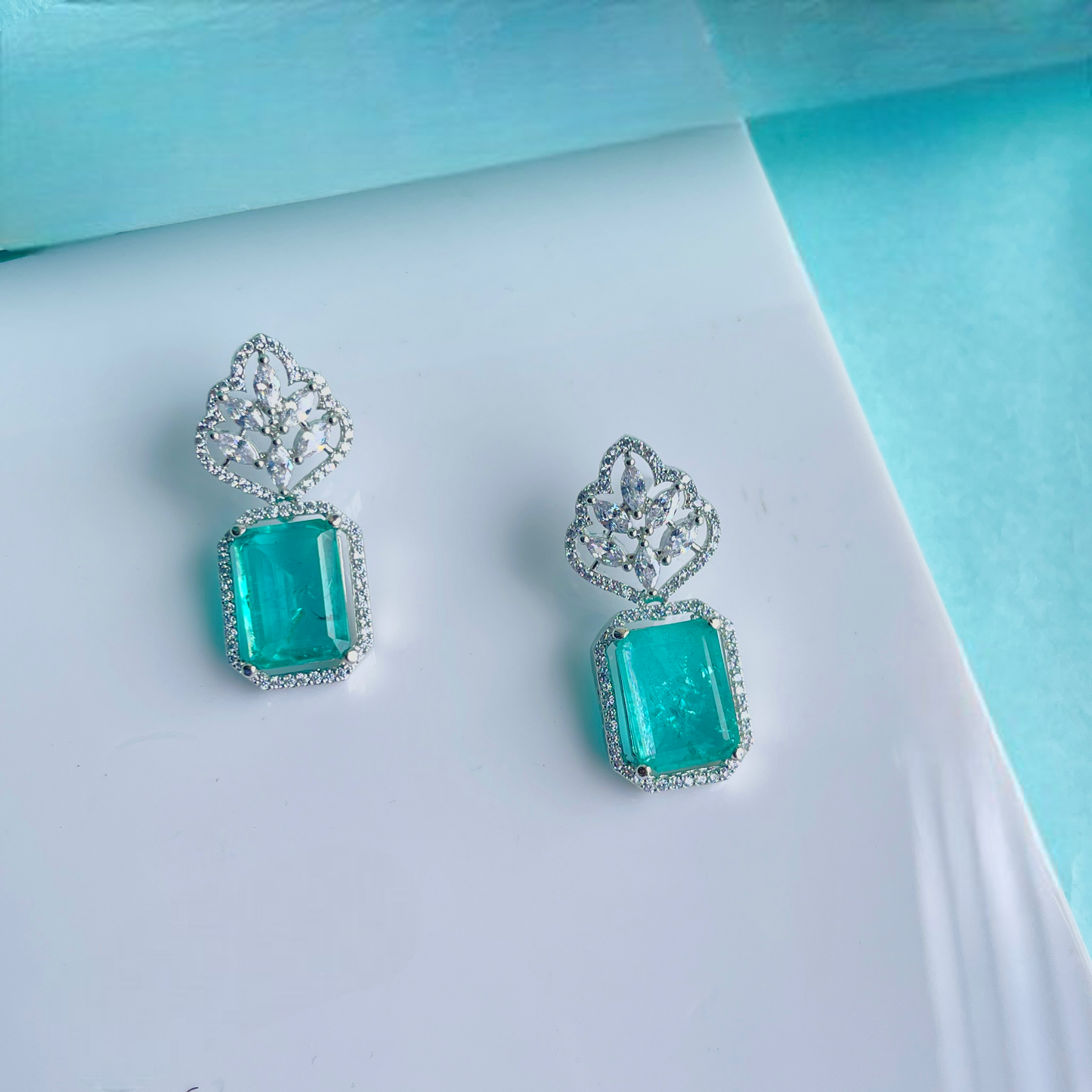 Elemental exotic earring