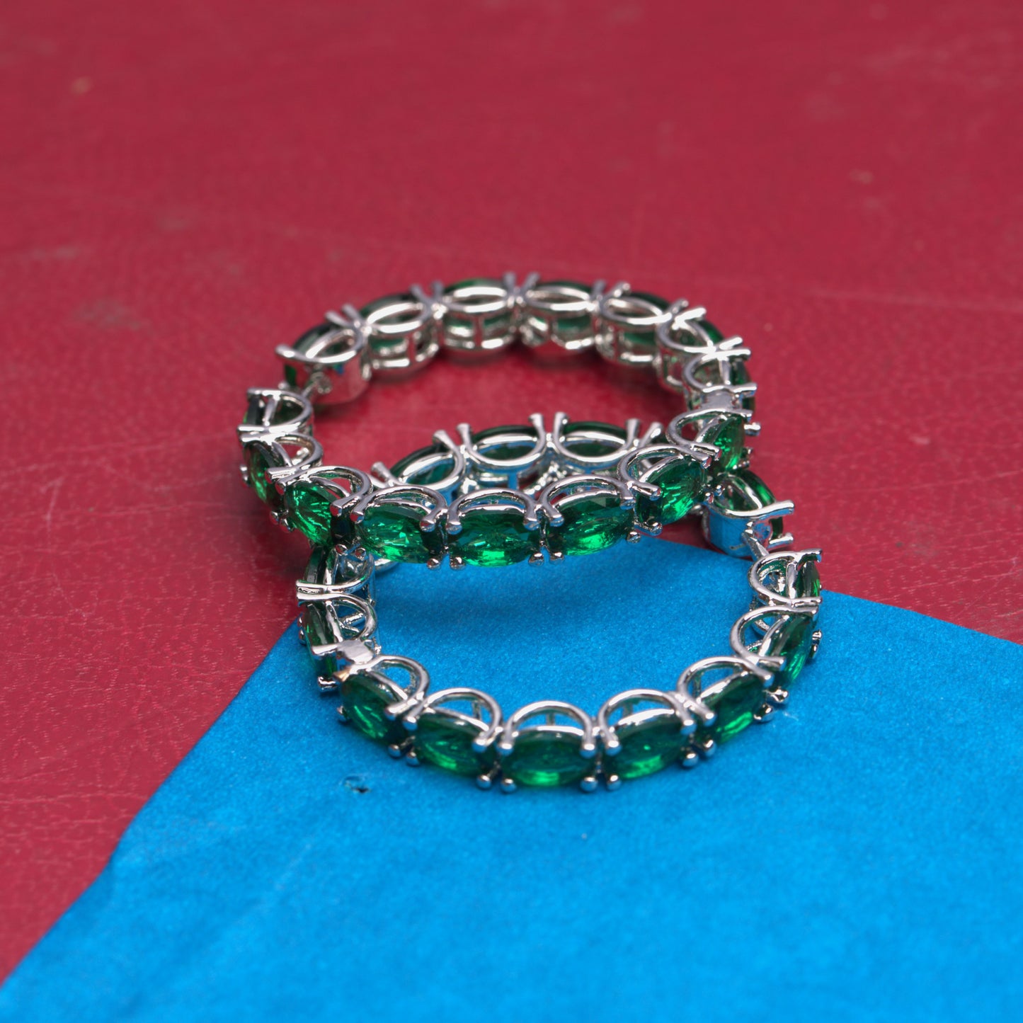 Ever gleam loop earring