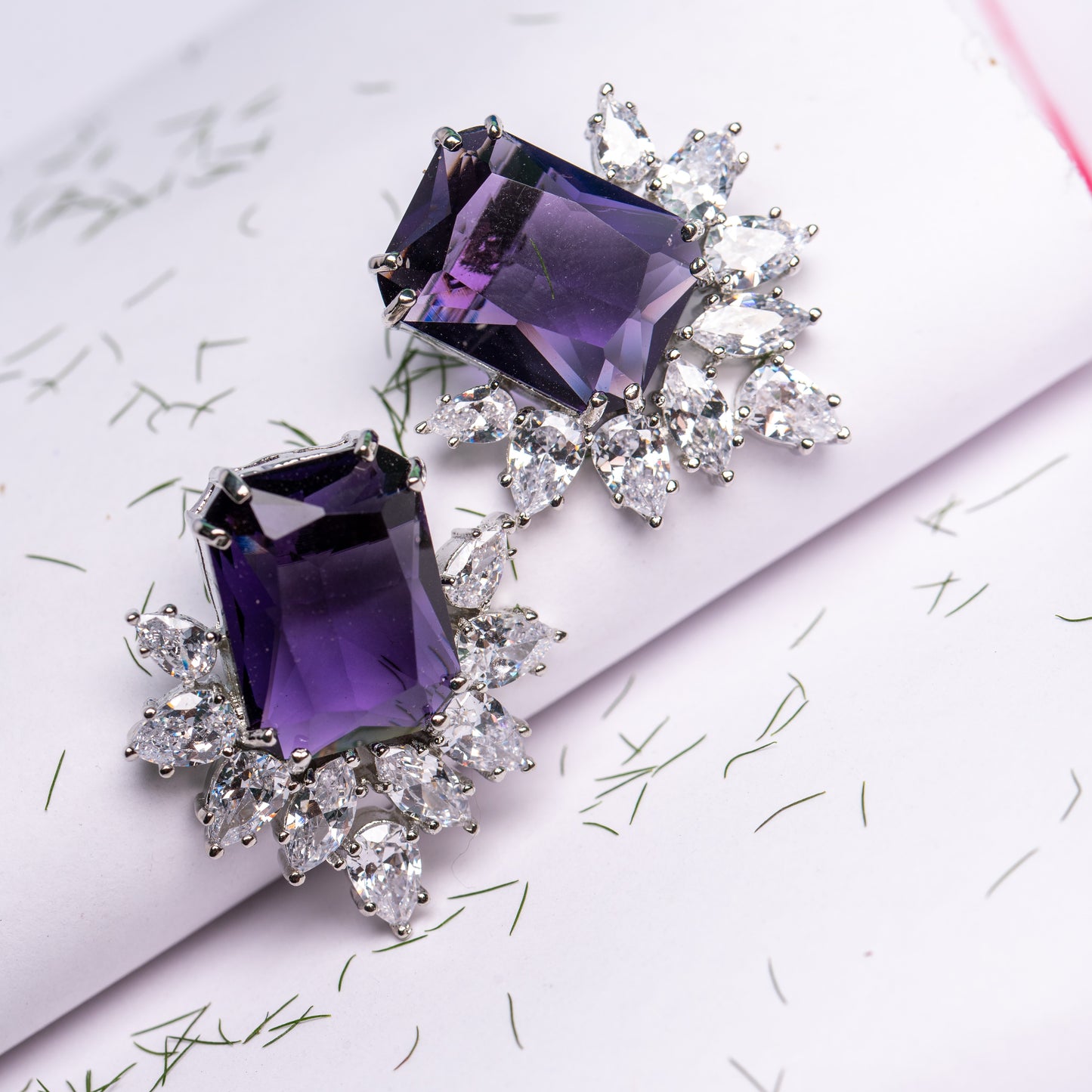 Crystal sparkle stud earring