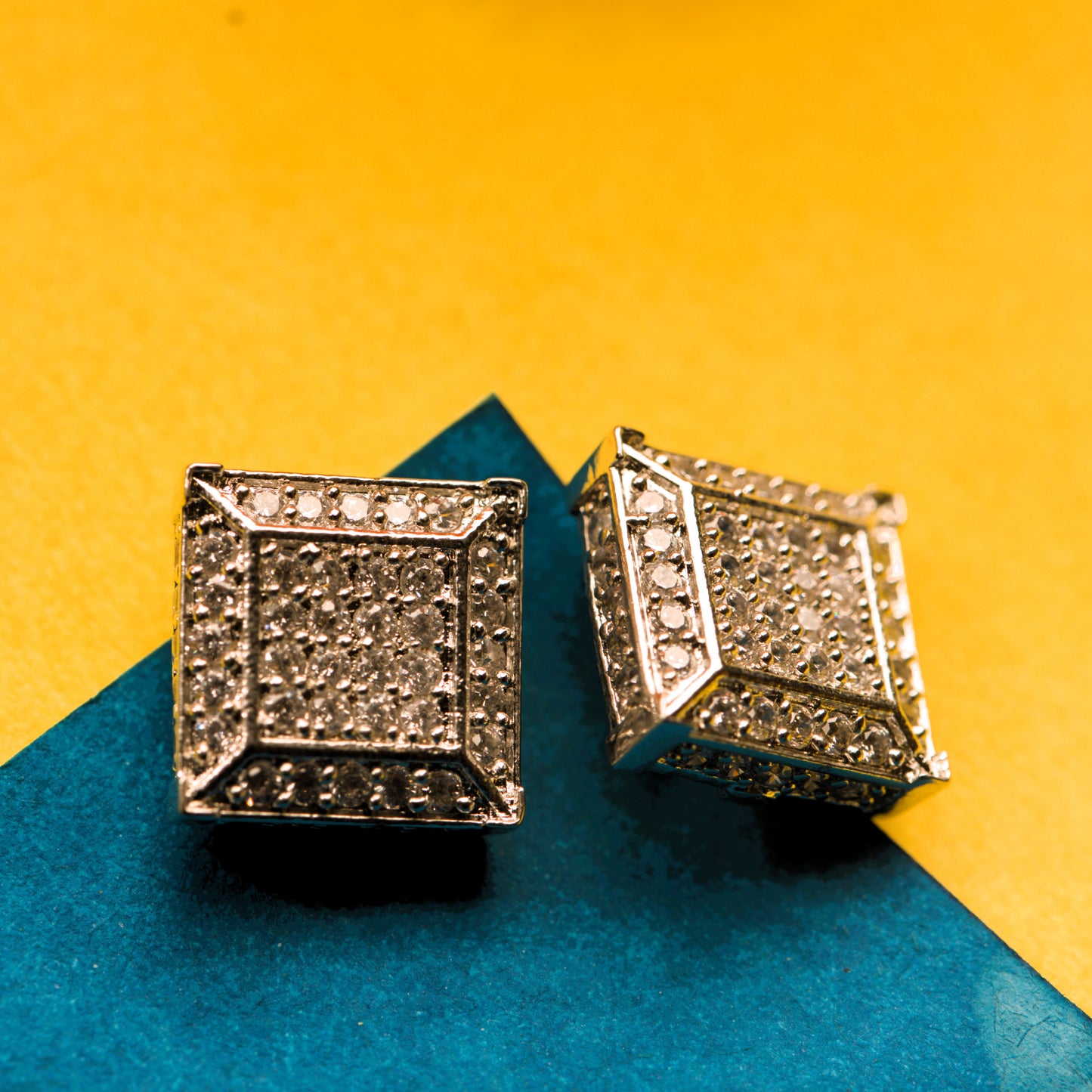 Mezzanine square stud earring