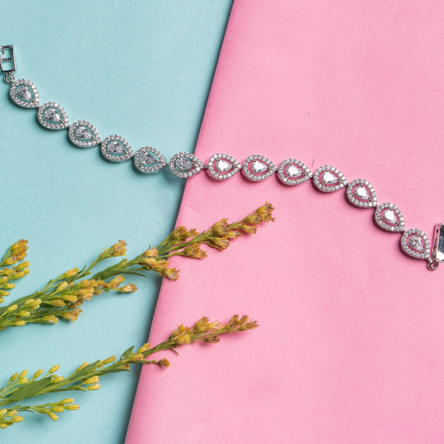 Premier pear flex bracelet