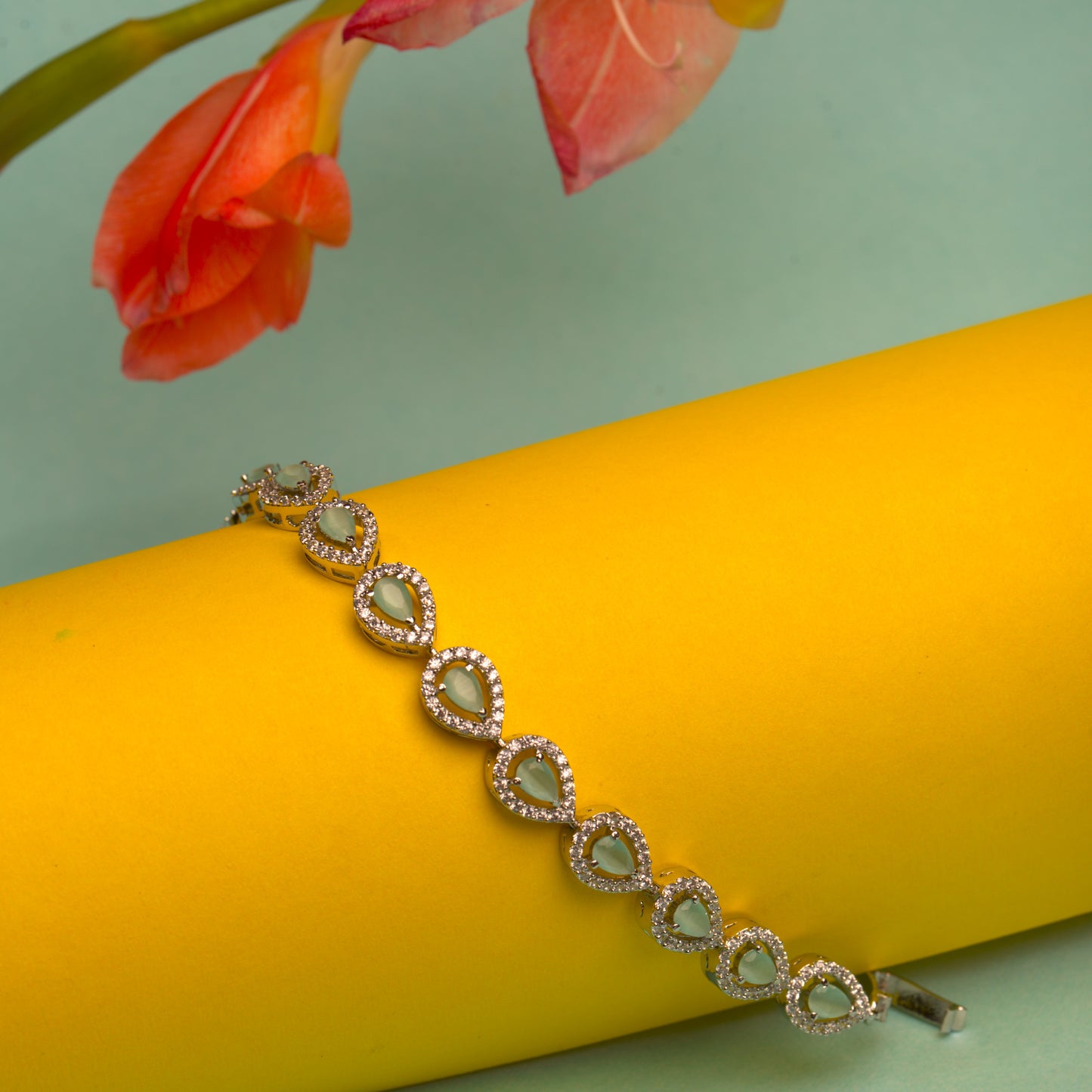 Premier pear flex bracelet