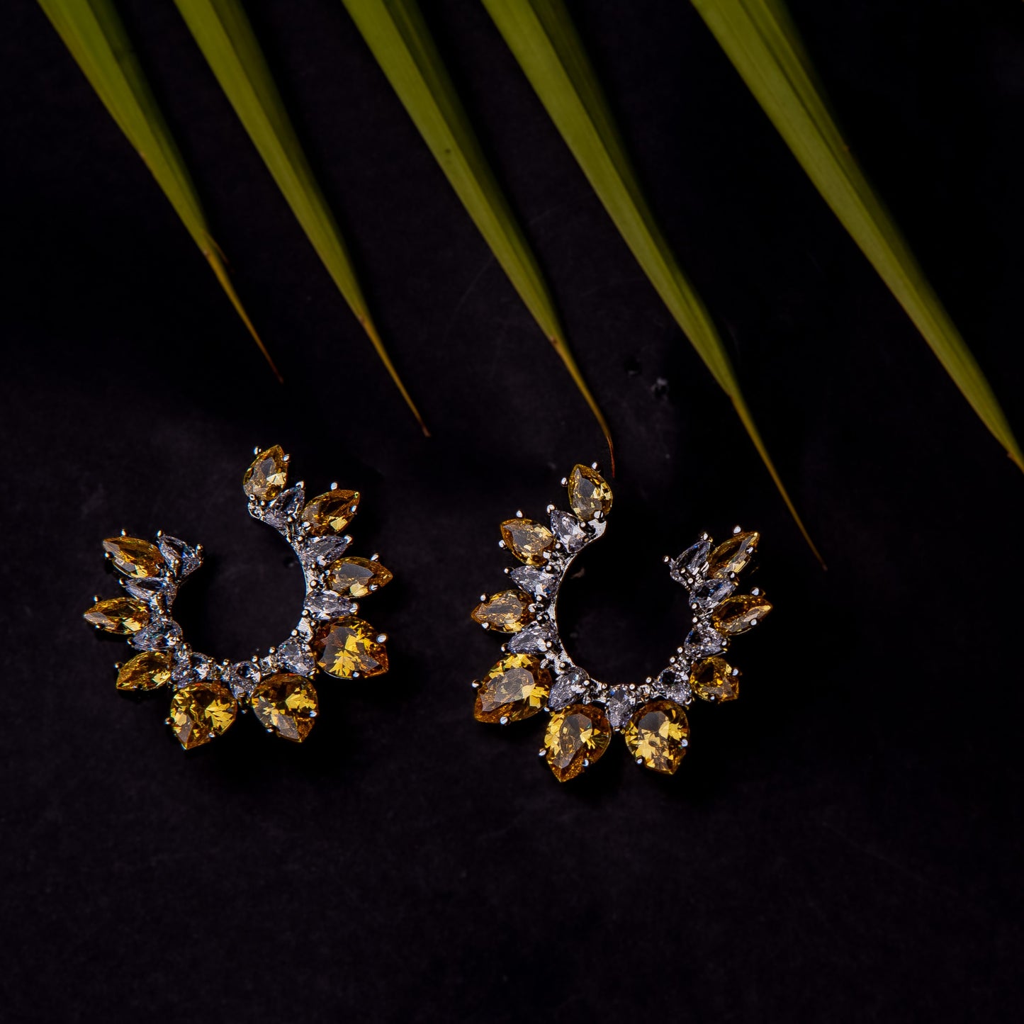 Starlight pear stud