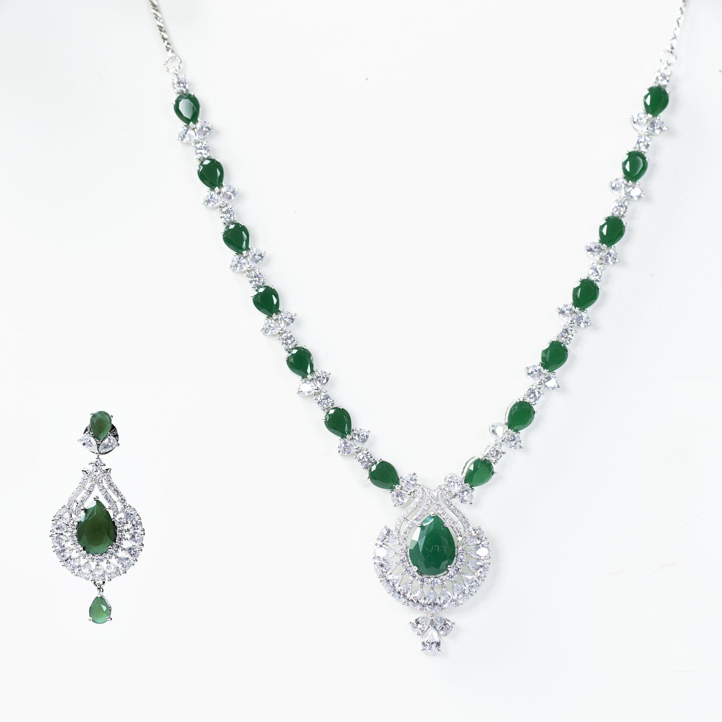 Beautiful Eternia ethnic zircon necklace Set Online