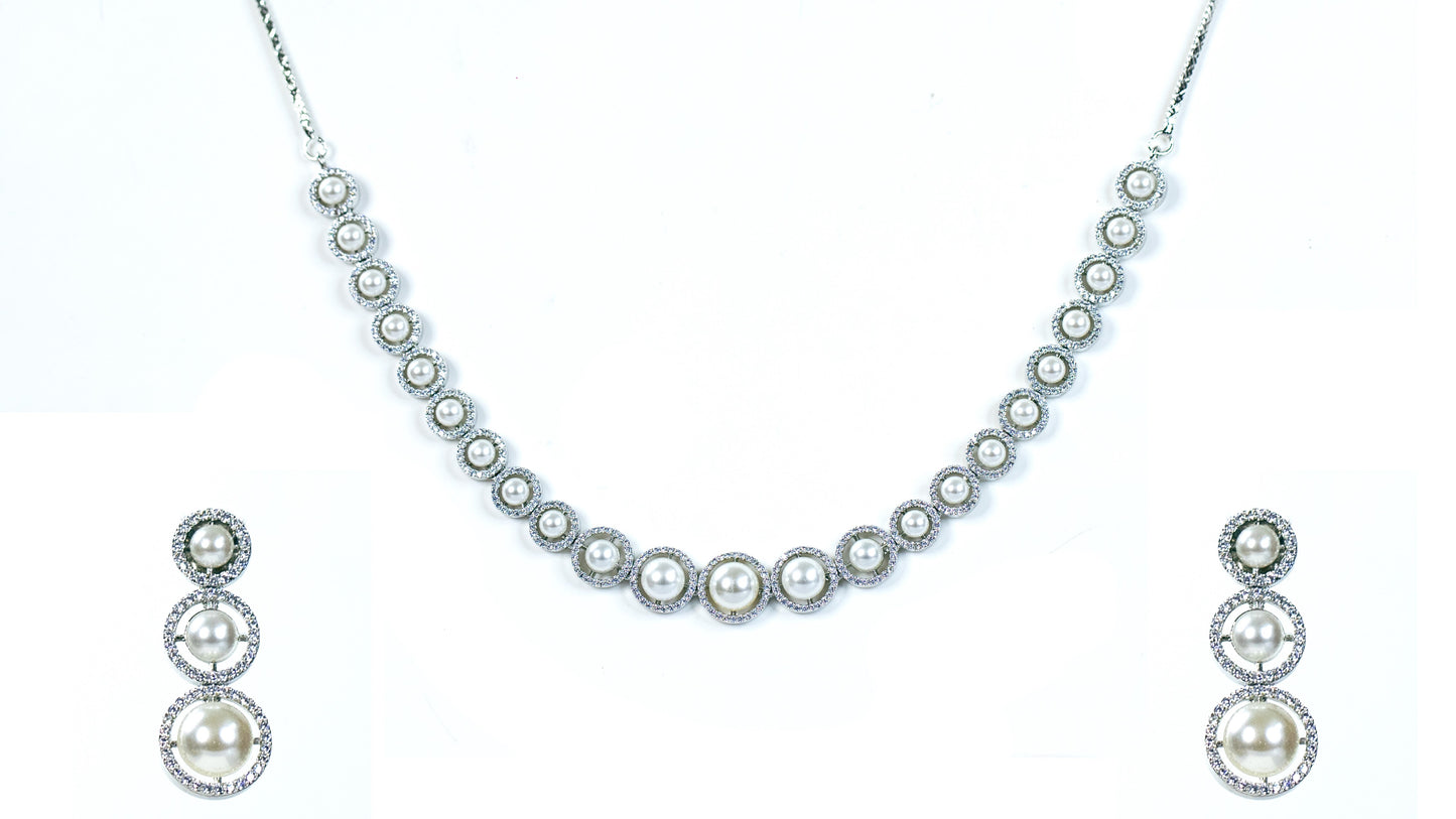 beautiful Women necklace set Online