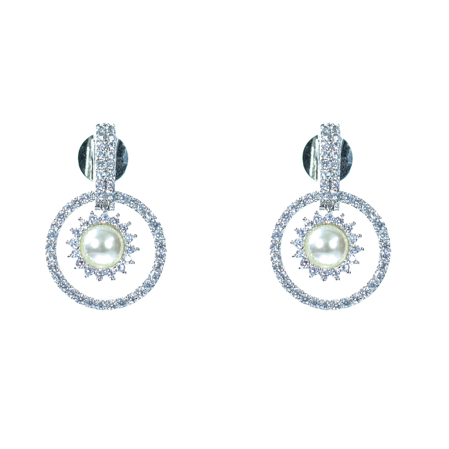 Beautiful Women's Pearl Earring Online