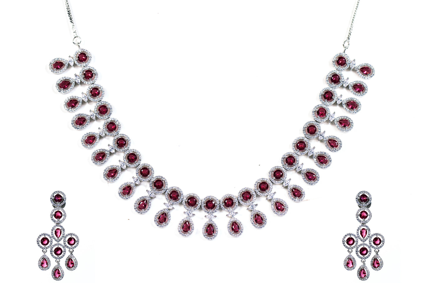 Beautiful Pearto statement necklace set Online