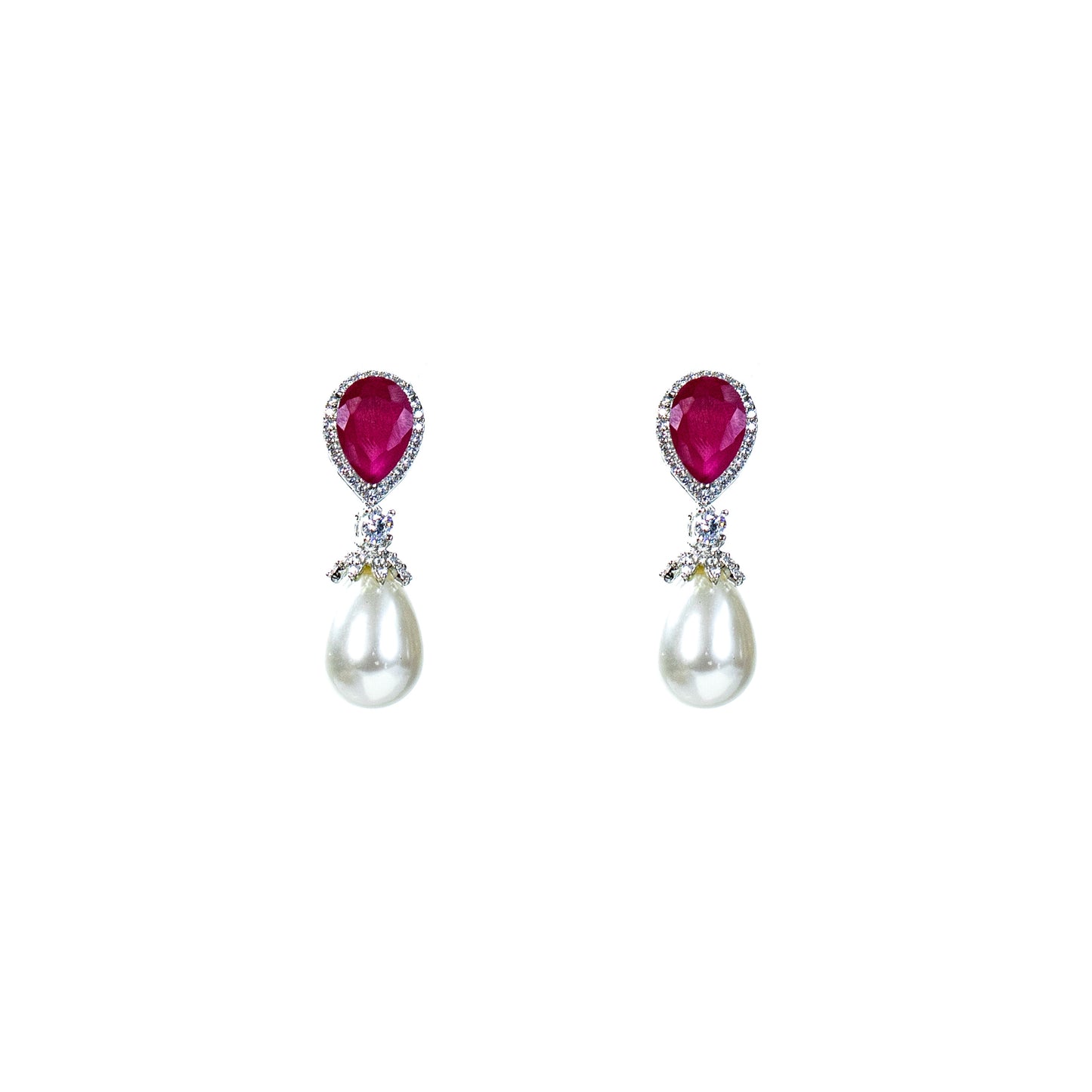 Beautiful Women's pearl Earring Online