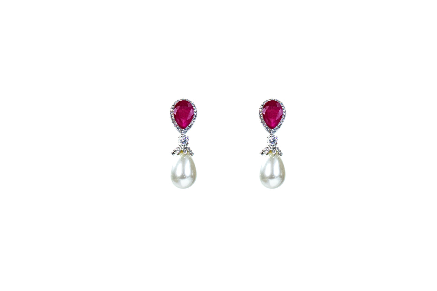 Beautiful Women's pearl Earring Online