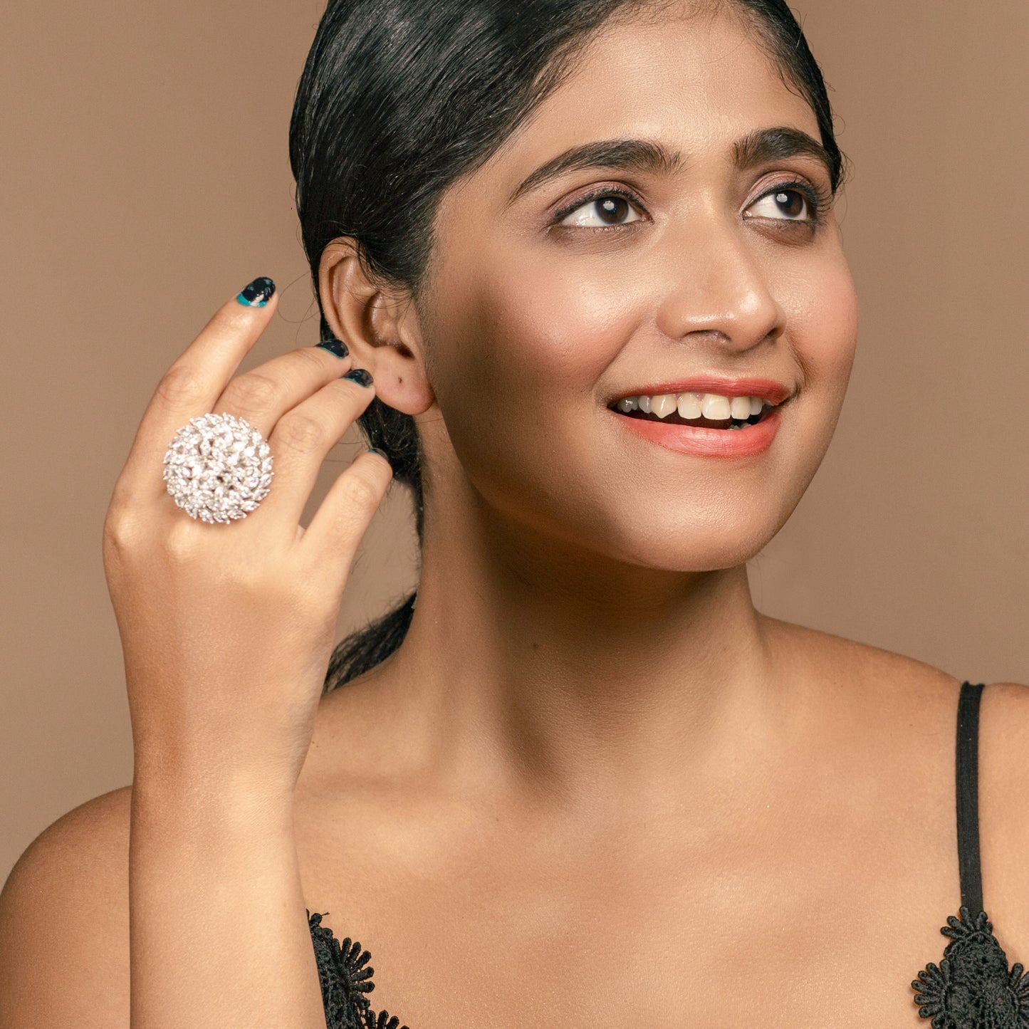 Buy Beautiful Marquila round sparkle adjustable ring Online