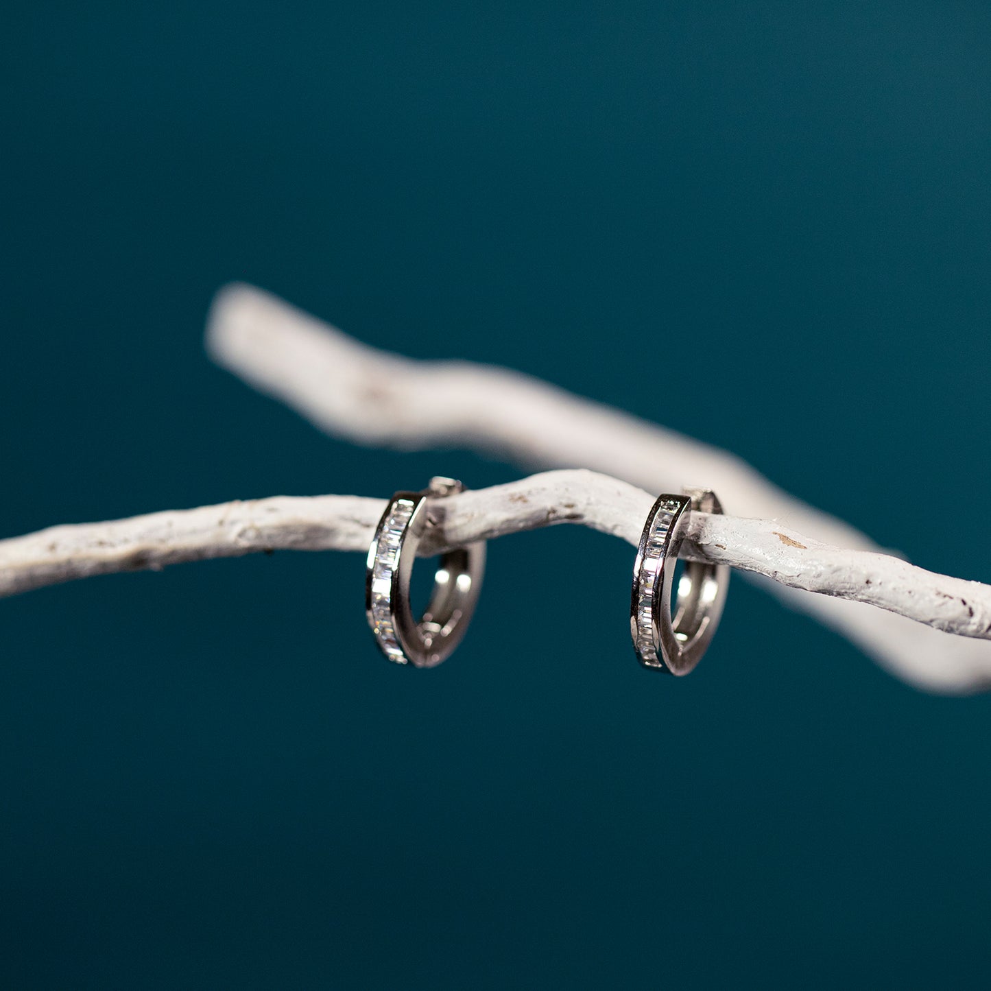 Buy Women baguette mini loop earring Online