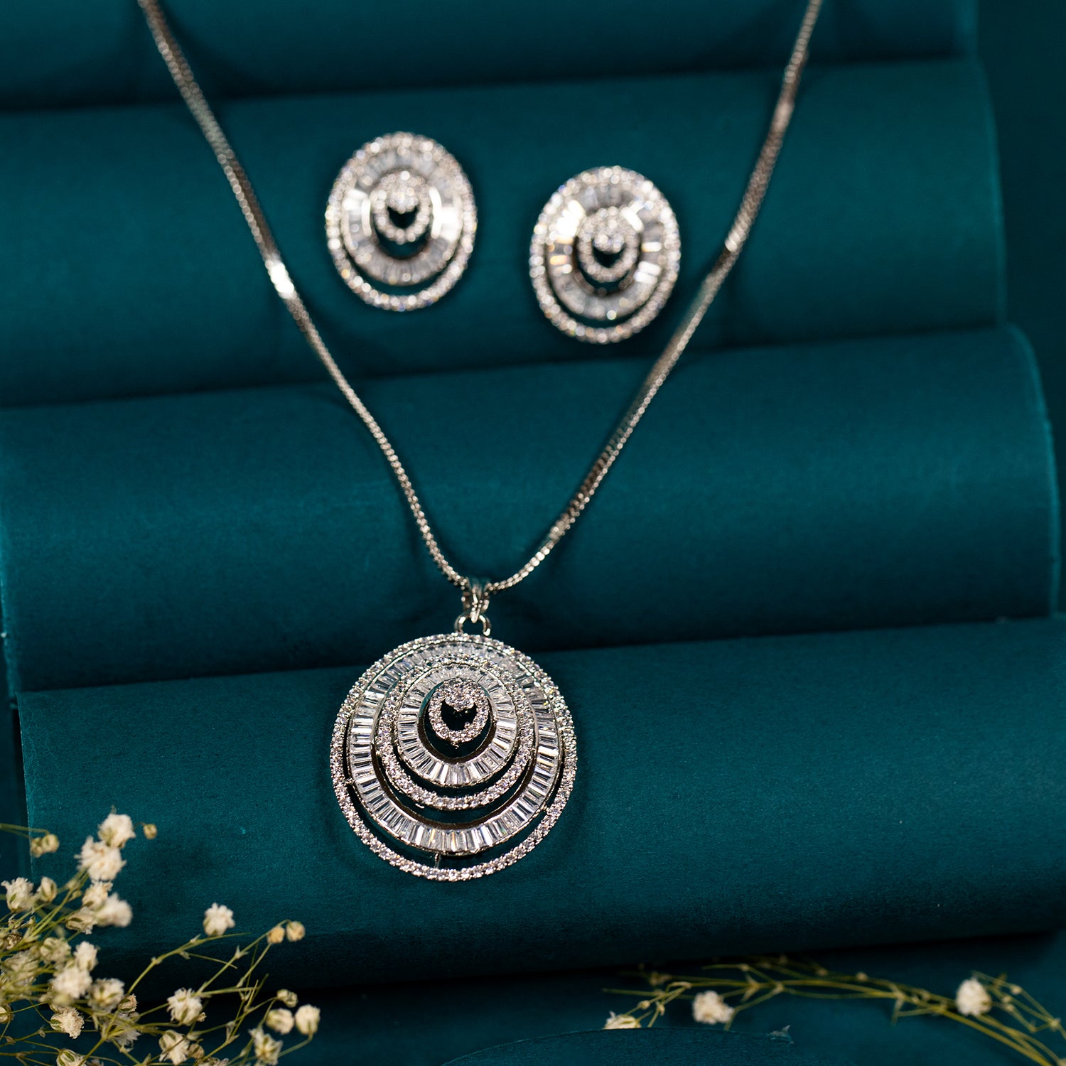 Buy Crystal baguette pendant set Online