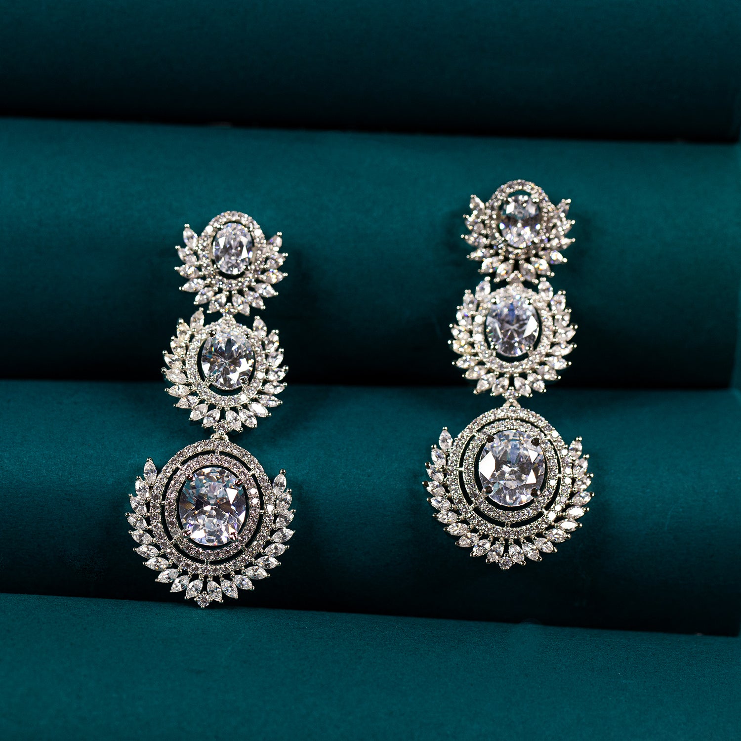Crown zircon traditional earring Online
