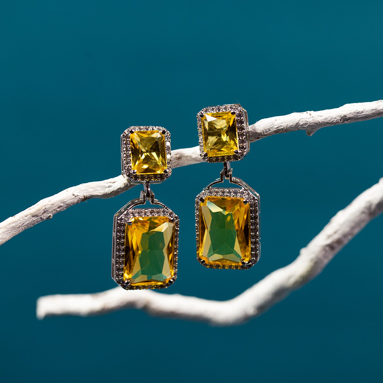 Beautiful Western Earring Online