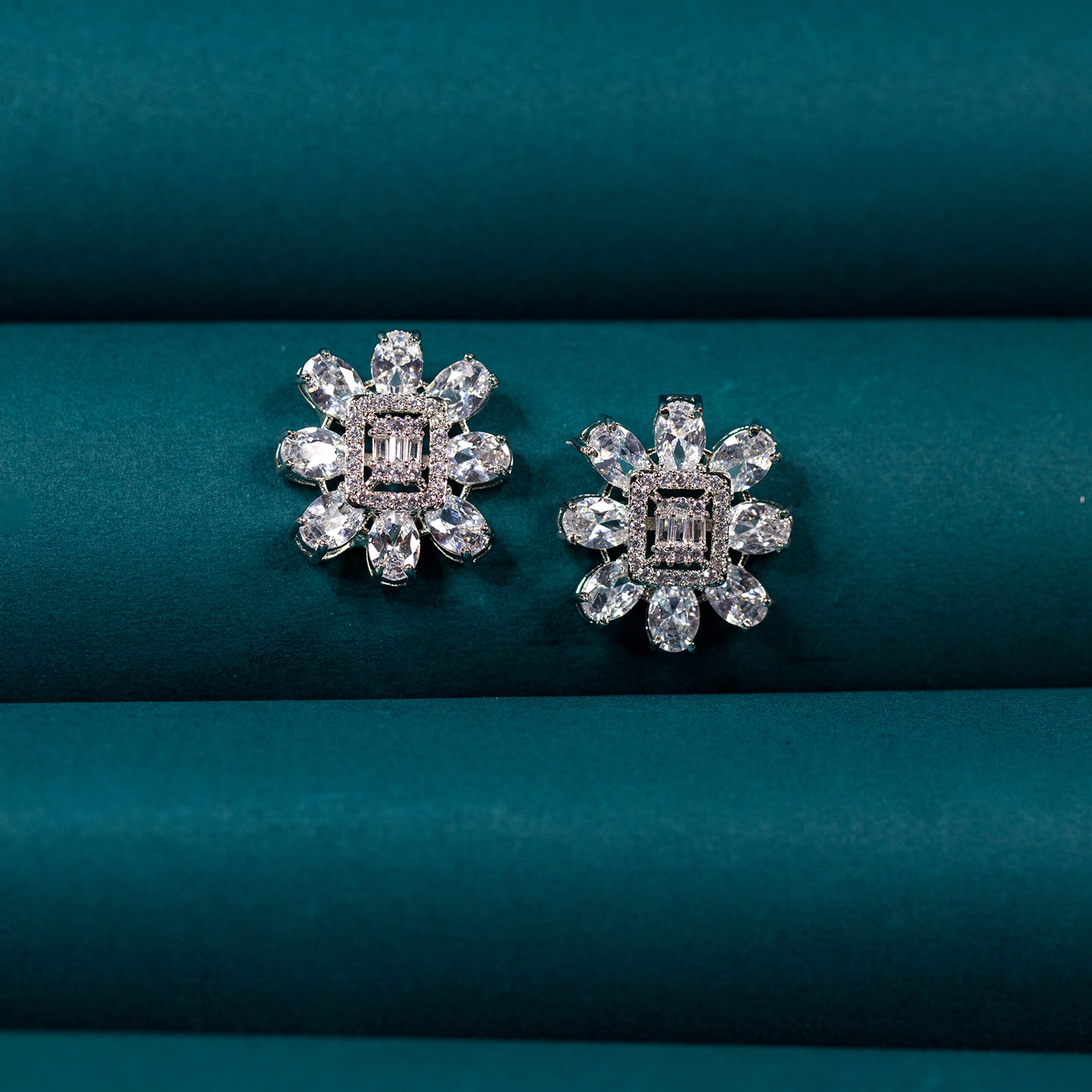 Buy Floro illusion stud earring Online