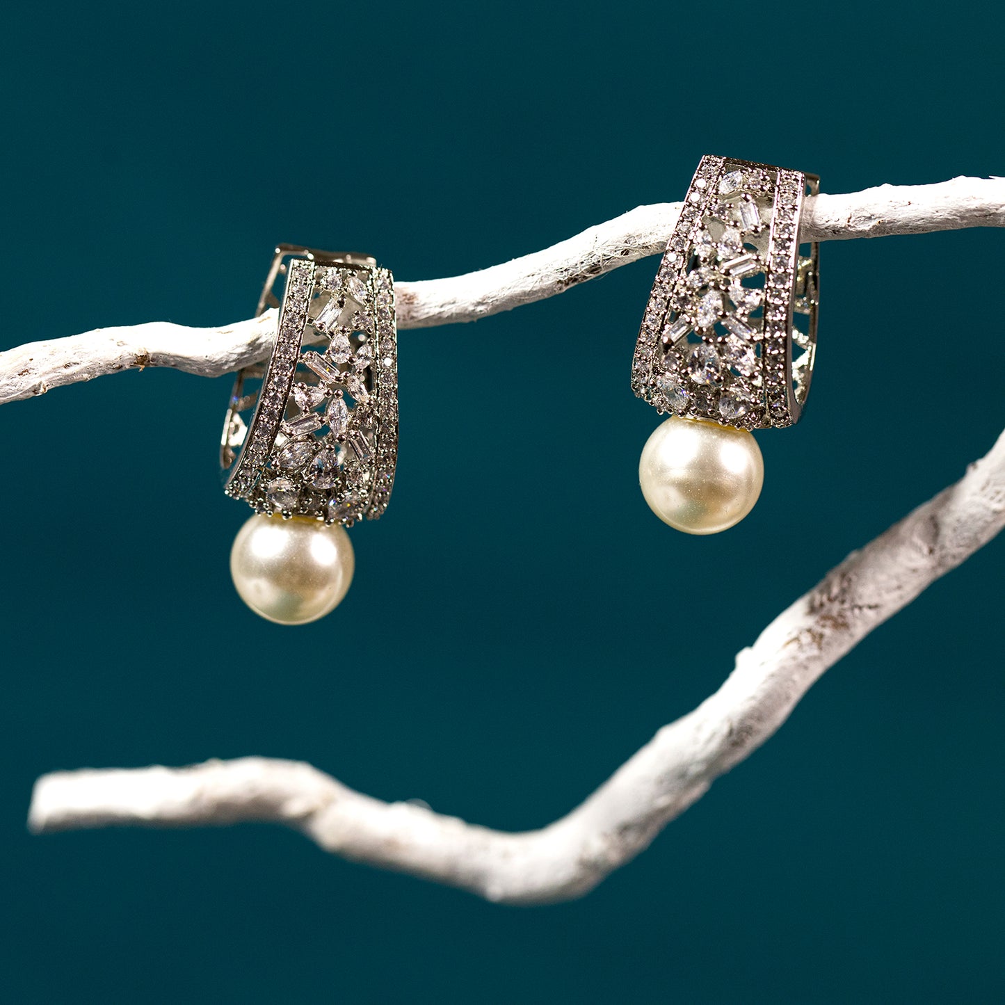 buy Elemental pearl bali earring online