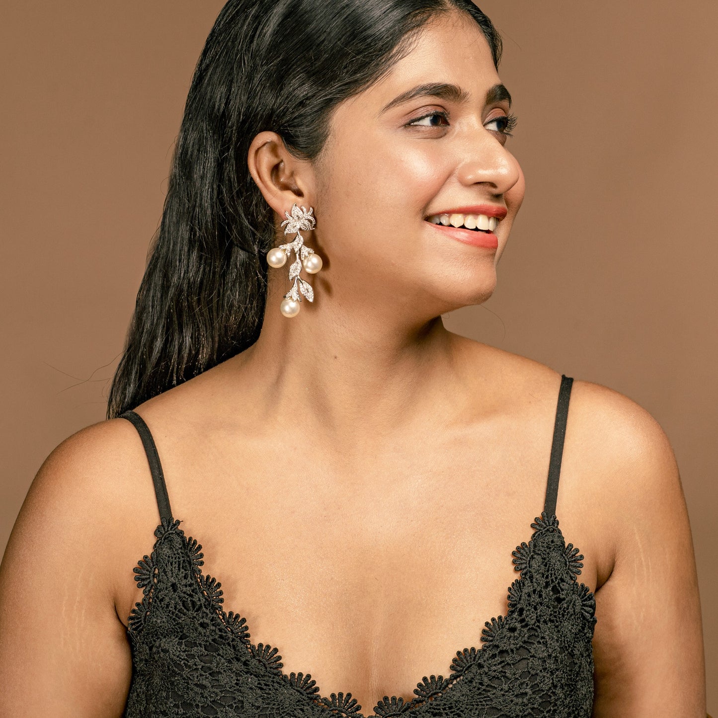 pearl dangler earring Online