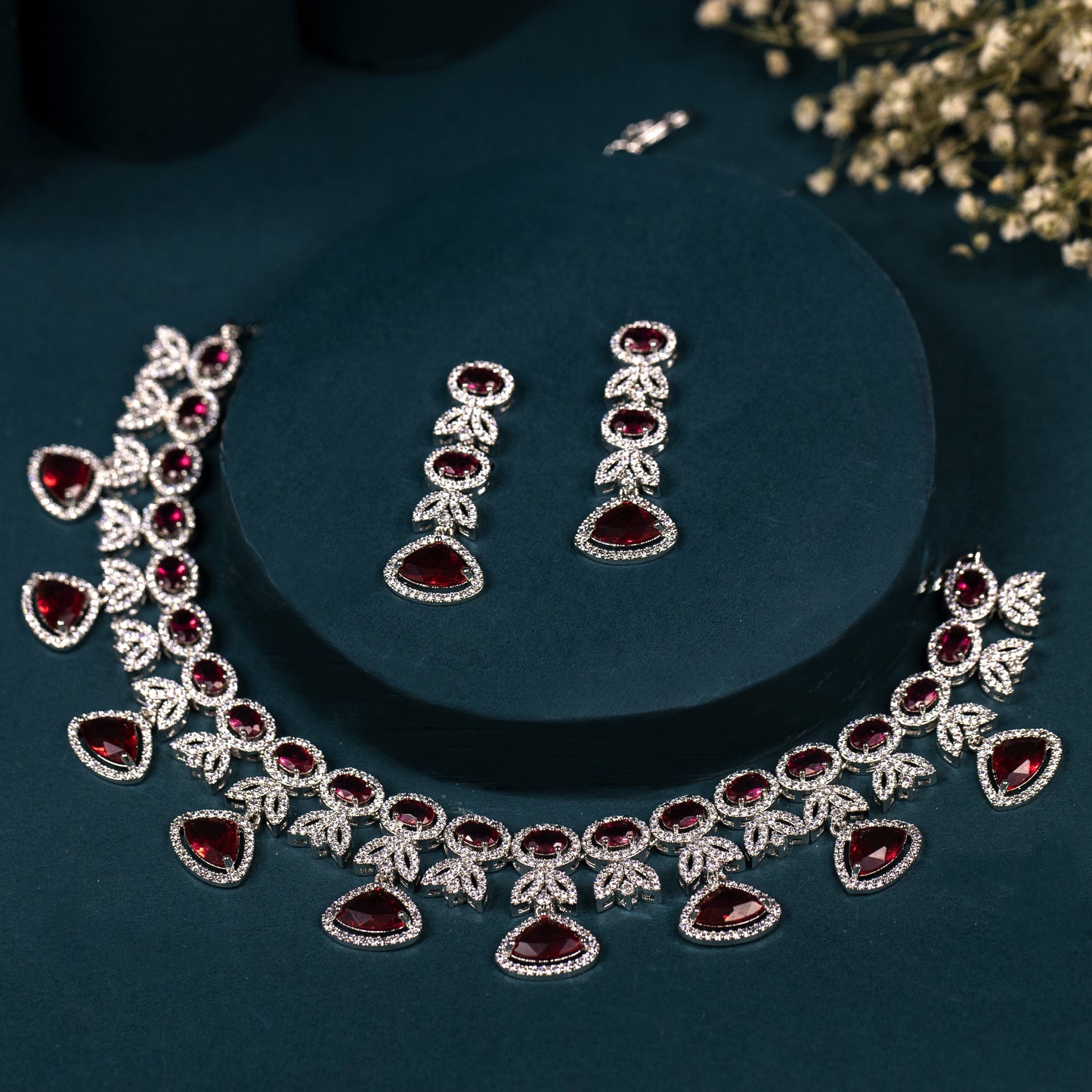 Beautiful Women's necklace Set