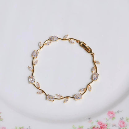 Leafy garden tennis bracelet