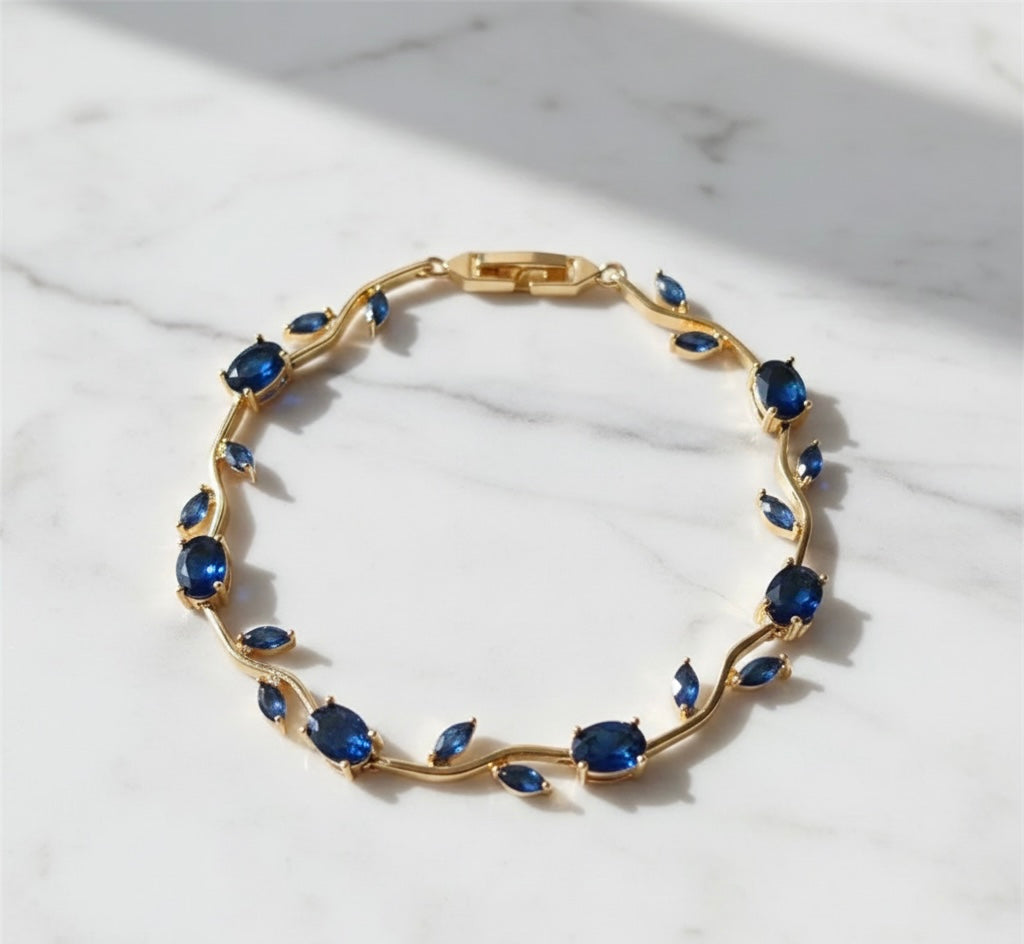 Leafy garden tennis bracelet