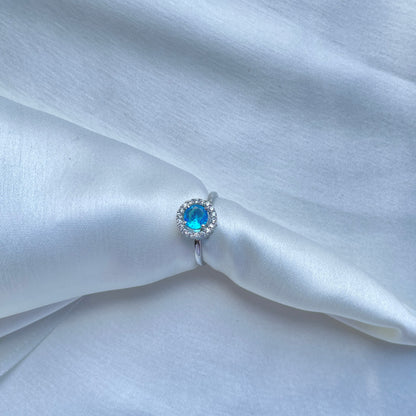Solitaire halo ring