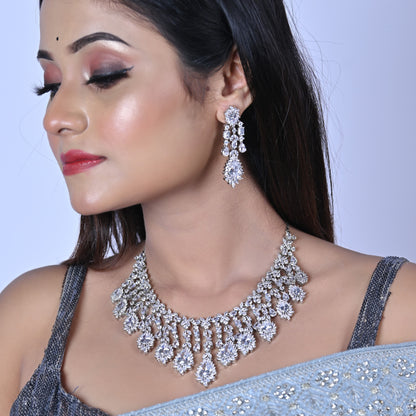 Grandeur shimmer necklace set