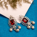 Pearly glaze pearl earring