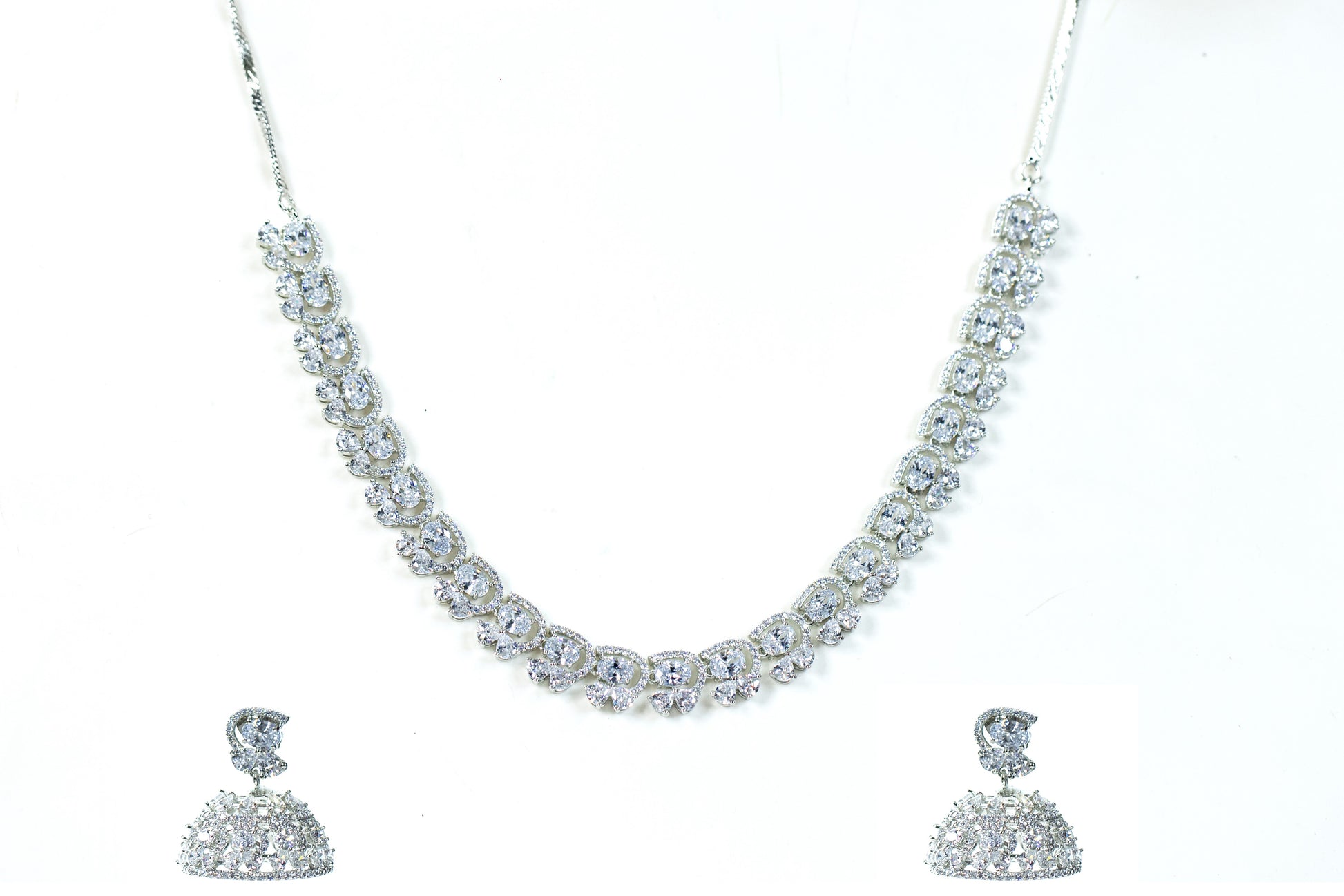 Buy Beautiful Necklace set 