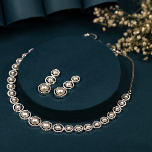 beautiful Women necklace set Online